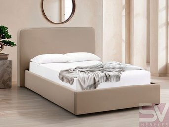 Кровать без матраса