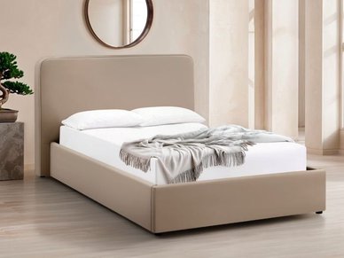 Кровать без матраса