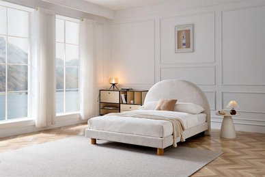 Кровать без матраса