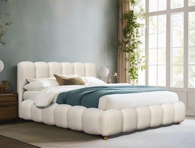 Кровать без матраса