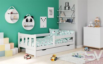 Кровать без матраса