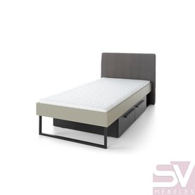 Кровать без матраса