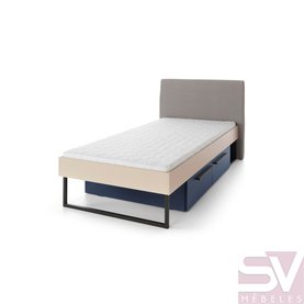 Кровать без матраса